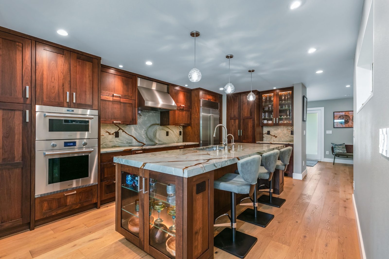 Walnut kitchen with large entertaining island, Bend Oregon